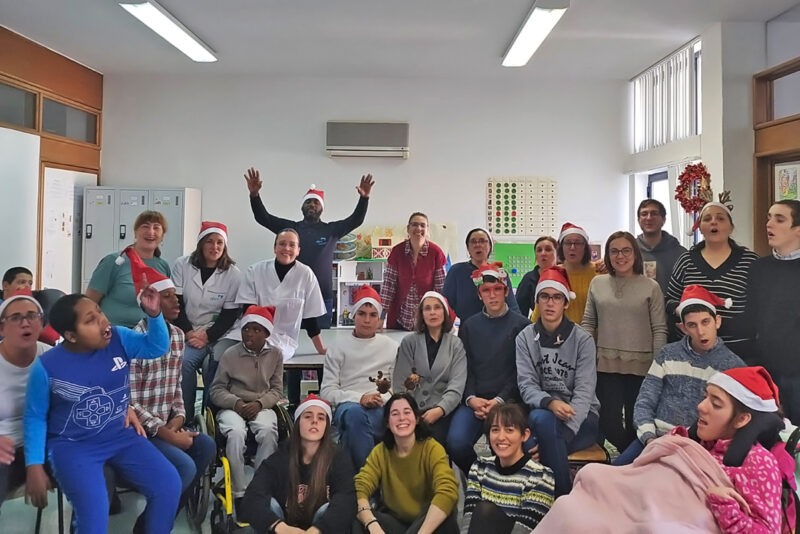 241223_APCC_Noticias_FestaNatalLarApoio_01
