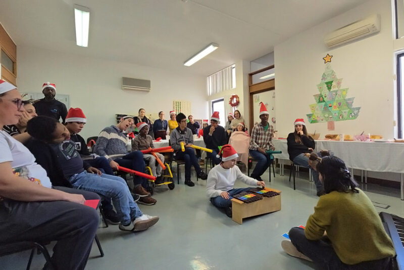 241223_APCC_Noticias_FestaNatalLarApoio_02