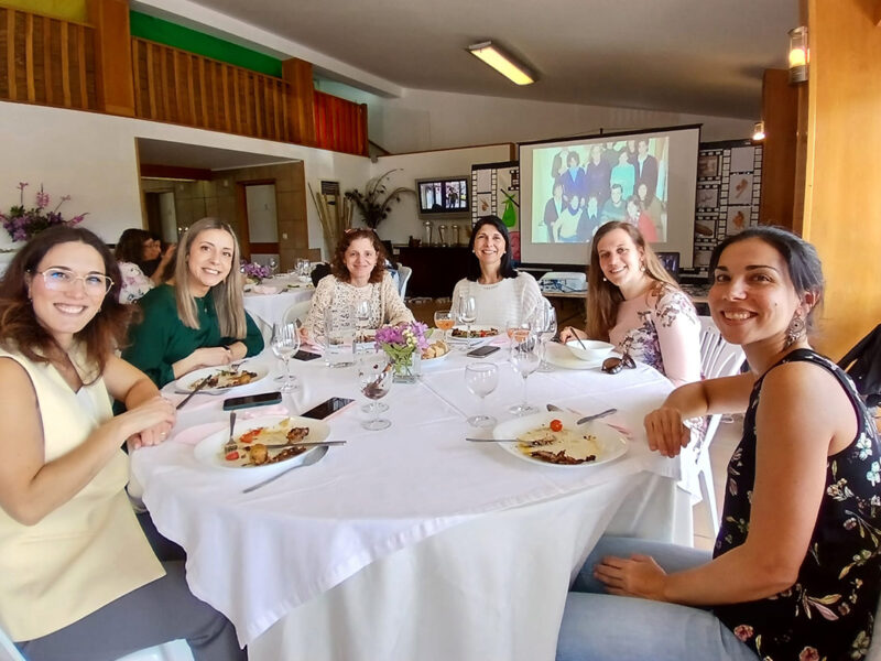250513_APCC_Noticias_AlmocoFisioterapeutas-50Anos_08